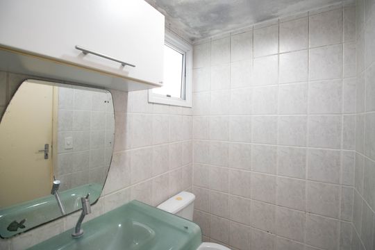 Banheiro  de apartamento para alugar com 3 quartos, 44m² em Vila Maria, São Paulo