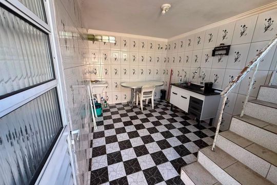 Cozinha de casa para alugar com 1 quarto, 50m² em Canindé, São Paulo