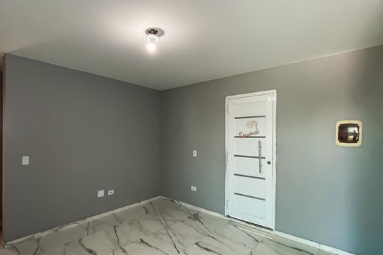 Sala /cozinha de apartamento para alugar com 2 quartos, 45m² em Jardim Maringa, São Paulo