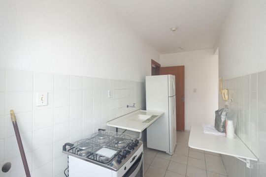 Cozinha e Área de Serviço de apartamento para alugar com 2 quartos, 40m² em Paciência, Rio de Janeiro