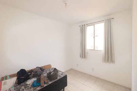 Quarto 1 de apartamento para alugar com 2 quartos, 40m² em Paciência, Rio de Janeiro