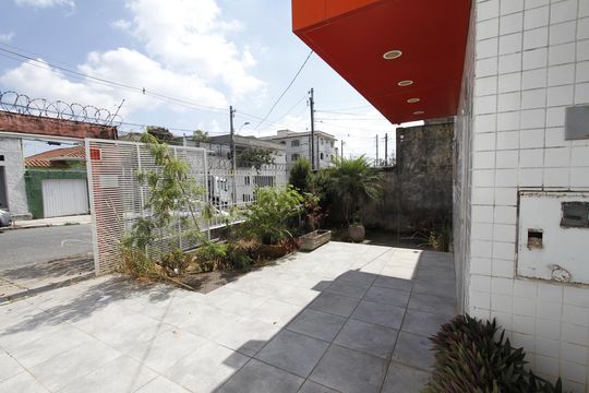 Garagem de casa para alugar com 7 quartos, 120m² em Nova Suíça, Belo Horizonte