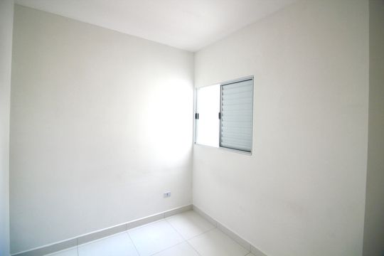 Quarto 1 de apartamento para alugar com 2 quartos, 40m² em Jardim Nordeste, São Paulo