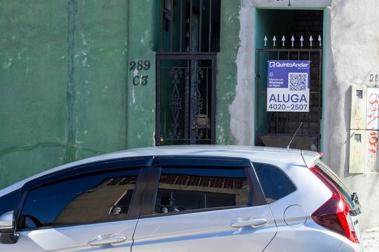 Fachada de casa para alugar com 1 quarto, 40m² em Cidade Júlia, São Paulo