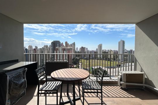 Sacada de kitnet/studio para alugar com 1 quarto, 45m² em Jardim Analia Franco, São Paulo
