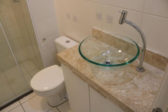 Banheiro de apartamento para alugar com 1 quarto, 31m² em Água Branca, São Paulo