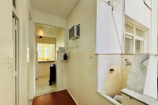 Apartamento para alugar com 2 quartos, 68m² em Copacabana, Rio de Janeiro