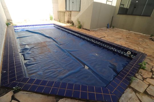 Piscina de casa para alugar com 5 quartos, 270m² em Vigilato Pereira, Uberlândia