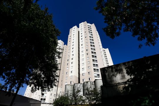 Fachada de apartamento para alugar com 2 quartos, 58m² em Vila Sonia do Taboao, Taboão da Serra
