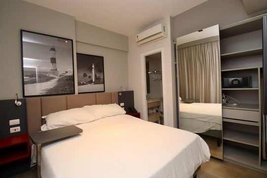 Quarto de kitnet/studio para alugar com 1 quarto, 44m² em Caminho das Árvores, Salvador