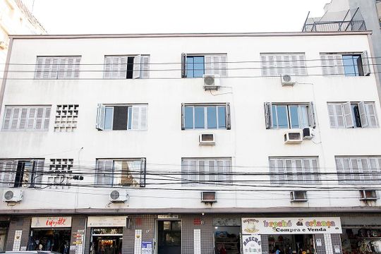 Fachada de apartamento à venda com 1 quarto, 68m² em Farroupilha, Porto Alegre