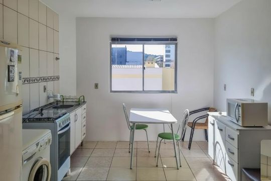 Cozinha de kitnet/studio para alugar com 1 quarto, 42m² em Vila Nova, Novo Hamburgo
