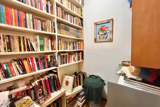 Quarto de Serviço de apartamento à venda com 2 quartos, 90m² em Leme, Rio de Janeiro