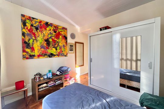 Quarto 1 de apartamento à venda com 2 quartos, 90m² em Leme, Rio de Janeiro