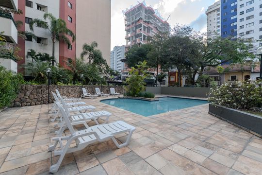 Área comum - Piscina de apartamento para alugar com 1 quarto, 45m² em Bela Vista, São Paulo