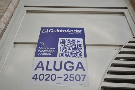 Placa de casa para alugar com 3 quartos, 90m² em Jardim Brasil, São Paulo