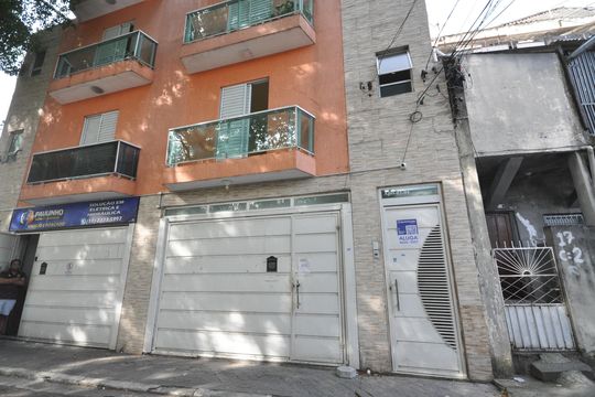 Fachada de casa para alugar com 3 quartos, 90m² em Jardim Brasil, São Paulo