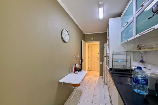 Cozinha de apartamento para alugar com 2 quartos, 84m² em Chácara Santo Antônio (zona Sul), São Paulo