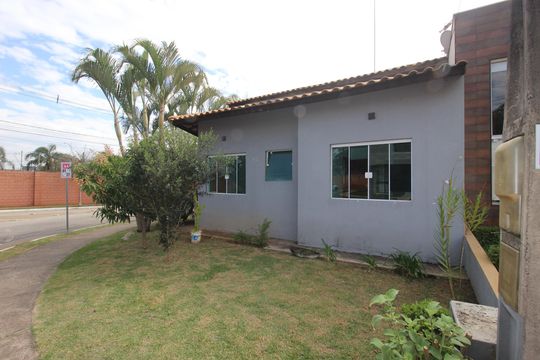 Casa de Condomínio para alugar com 3 quartos, 104m² em Loteamento Dinora Rosa, Sorocaba