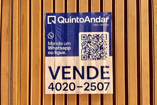 Apartamento à venda com 3 quartos, 196m² em Pompéia, Belo Horizonte