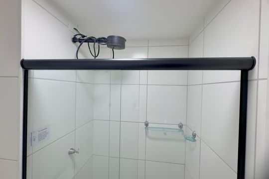 Banheiro de apartamento para alugar com 2 quartos, 41m² em Centro, Guarulhos