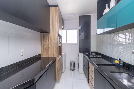 Cozinha de apartamento para alugar com 2 quartos, 63m² em Santa Amelia, Belo Horizonte