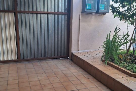 Área externa de casa para alugar com 2 quartos, 180m² em Jardim Bonfiglioli, Jundiaí