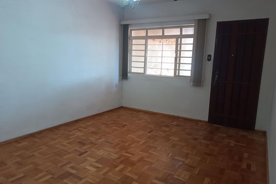Casa para alugar com 2 quartos, 180m² em Jardim Bonfiglioli, Jundiaí