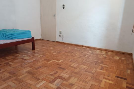 Quarto de casa para alugar com 2 quartos, 180m² em Jardim Bonfiglioli, Jundiaí