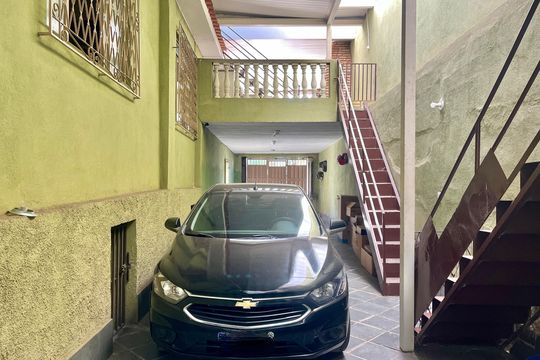 Casa para alugar com 3 quartos, 250m² em Graça, Belo Horizonte
