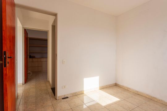 Quarto 1 de apartamento para alugar com 2 quartos, 51m² em Socorro, São Paulo
