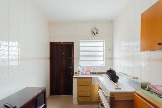 Cozinha de casa à venda com 2 quartos, 100m² em Vila Dom Pedro I, São Paulo