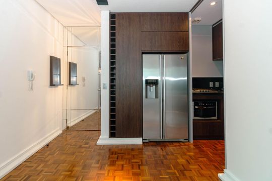 Cozinha de kitnet/studio para alugar com 1 quarto, 52m² em Três Figueiras, Porto Alegre