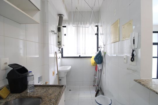 Área de serviço de apartamento para alugar com 2 quartos, 79m² em Barra Olímpica, Rio de Janeiro