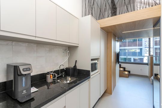 Cozinha de kitnet/studio à venda com 1 quarto, 31m² em Jardim das Acacias, São Paulo
