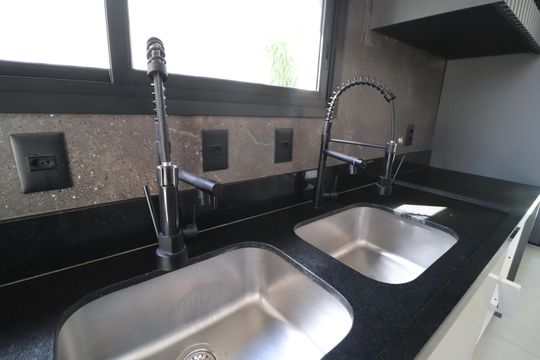 Cozinha de casa de condomínio para alugar com 4 quartos, 300m² em Cidade Jardim, Uberlândia