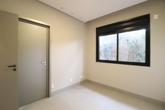 Suíte 2 de casa de condomínio para alugar com 4 quartos, 300m² em Cidade Jardim, Uberlândia