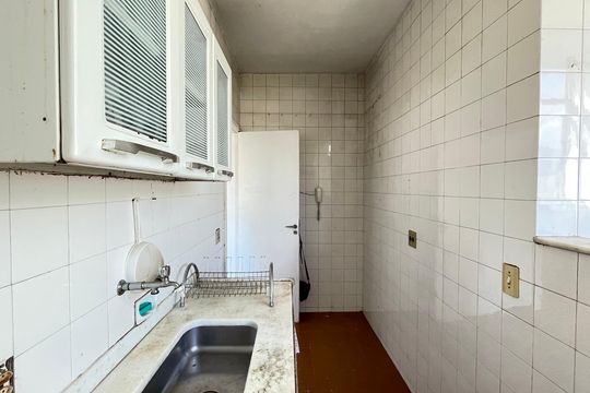 Cozinha de apartamento à venda com 2 quartos, 51m² em Maracanã, Rio de Janeiro
