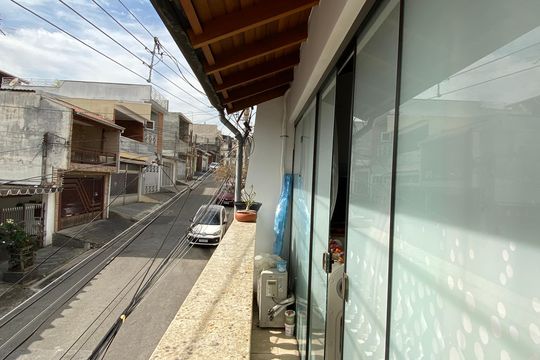 Varanda 3 de casa à venda com 4 quartos, 222m² em Cipava, Osasco