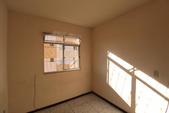 Quarto 2 de apartamento para alugar com 2 quartos, 49m² em Juliana, Belo Horizonte