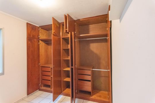 Quarto 1 de apartamento à venda com 2 quartos, 58m² em Jardim dos Oliveiras, Campinas