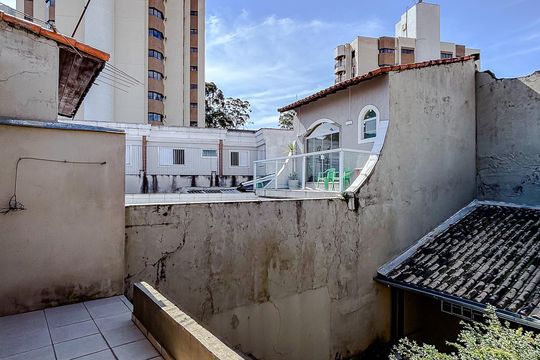 Varanda de casa para alugar com 5 quartos, 300m² em Vila Carrão, São Paulo