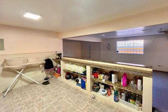 Casa à venda com 5 quartos, 700m² em Santa Tereza, Belo Horizonte