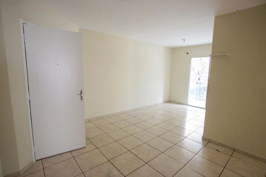 Sala de apartamento para alugar com 3 quartos, 74m² em Pechincha, Rio de Janeiro