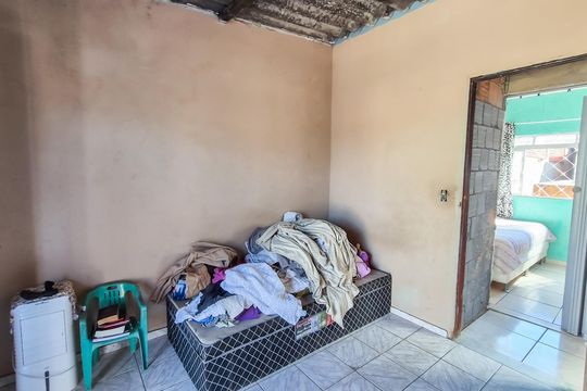Quarto 1 - 2° Andar  de casa para alugar com 2 quartos, 50m² em Cordovil, Rio de Janeiro