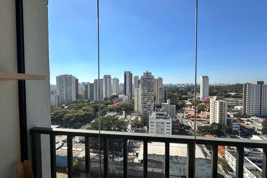 Apartamento para alugar com 1 quarto, 25m² em Santo Amaro, São Paulo