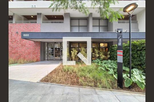 Fachada de apartamento para alugar com 1 quarto, 37m² em Indianópolis, São Paulo