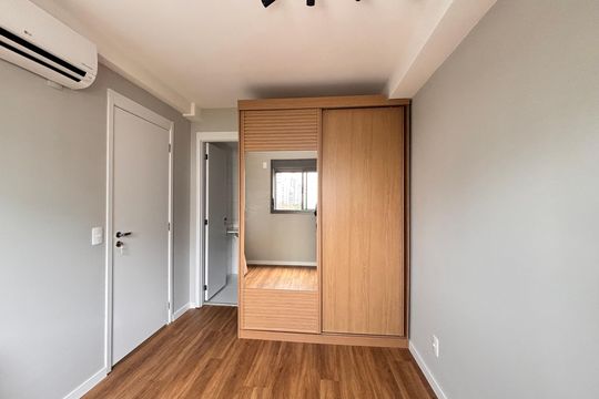Suíte de apartamento para alugar com 1 quarto, 37m² em Indianópolis, São Paulo