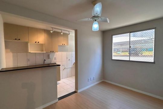 Sala de apartamento para alugar com 2 quartos, 48m² em Jardim Nova Europa, Campinas