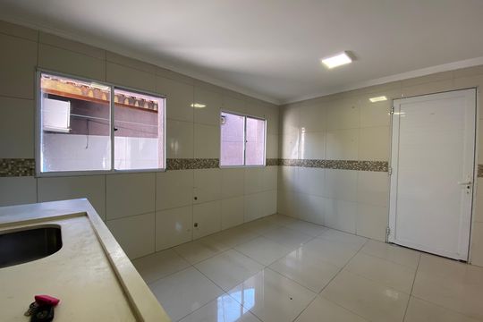 Casa para alugar com 2 quartos, 110m² em Ferreira, São Paulo